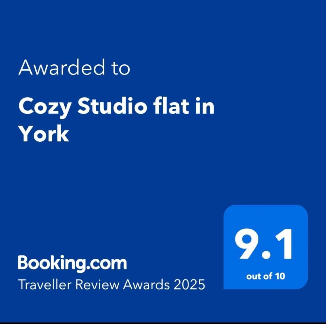 Stylish York Studio Exterior photo